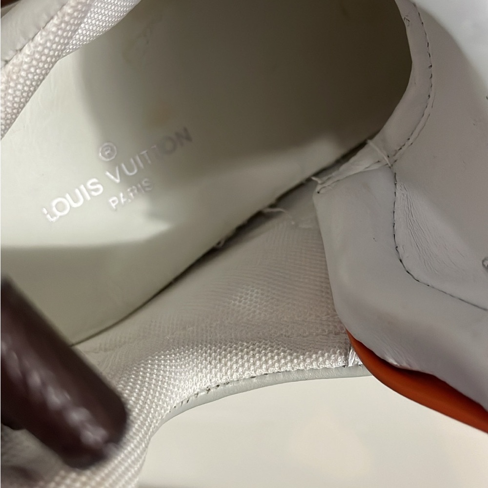 Louis Vuitton Archlight - Picture 12 of 14